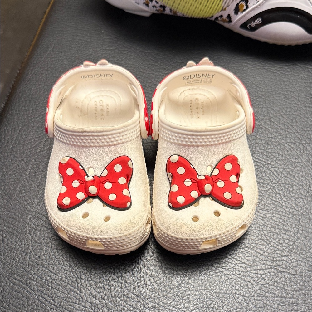 CROCS Kids White Clogs with Red Polka Dot Bow Accent